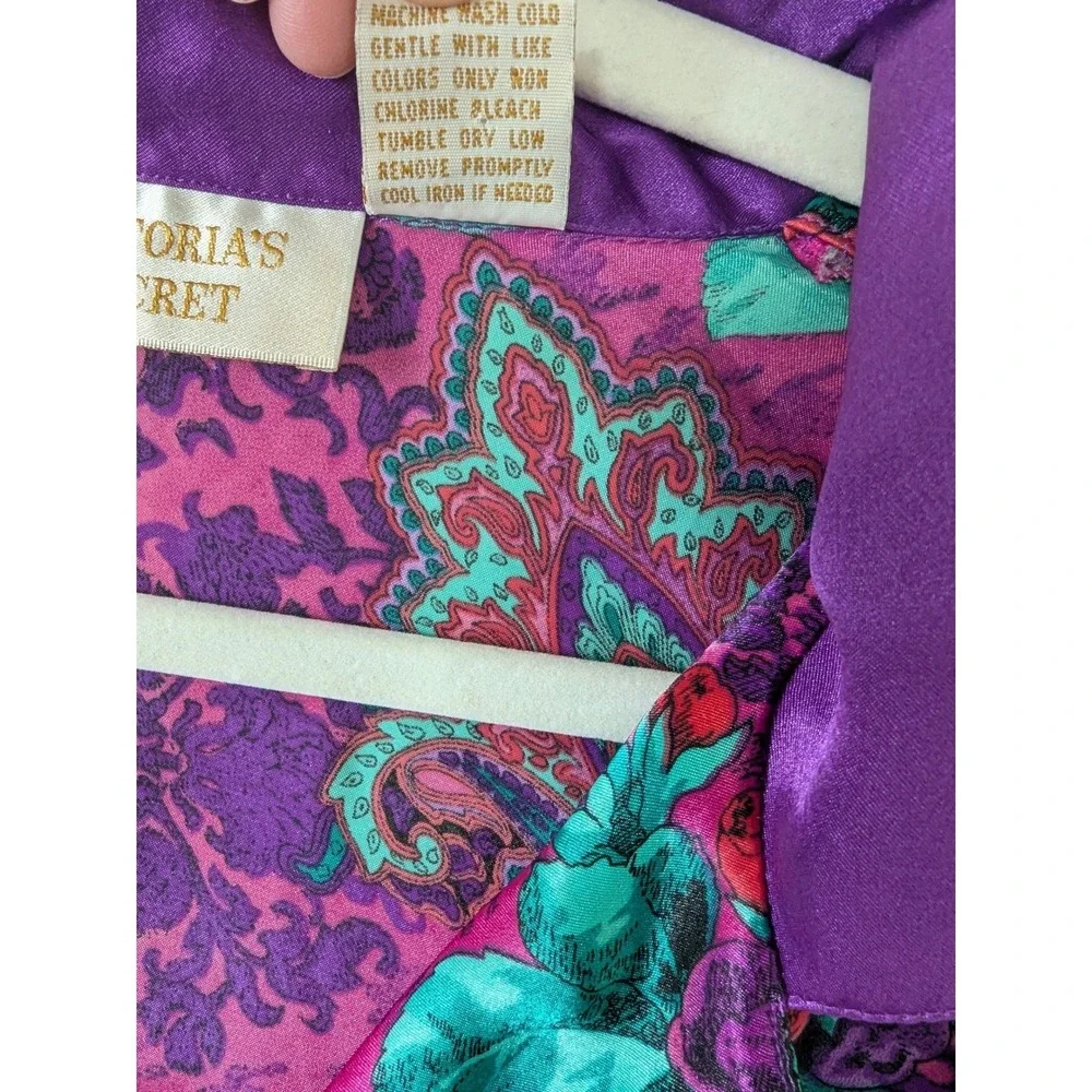 Victoria's Secret Purple Floral Paisley Ornate Buttons Satin Nightshirt Size M/L